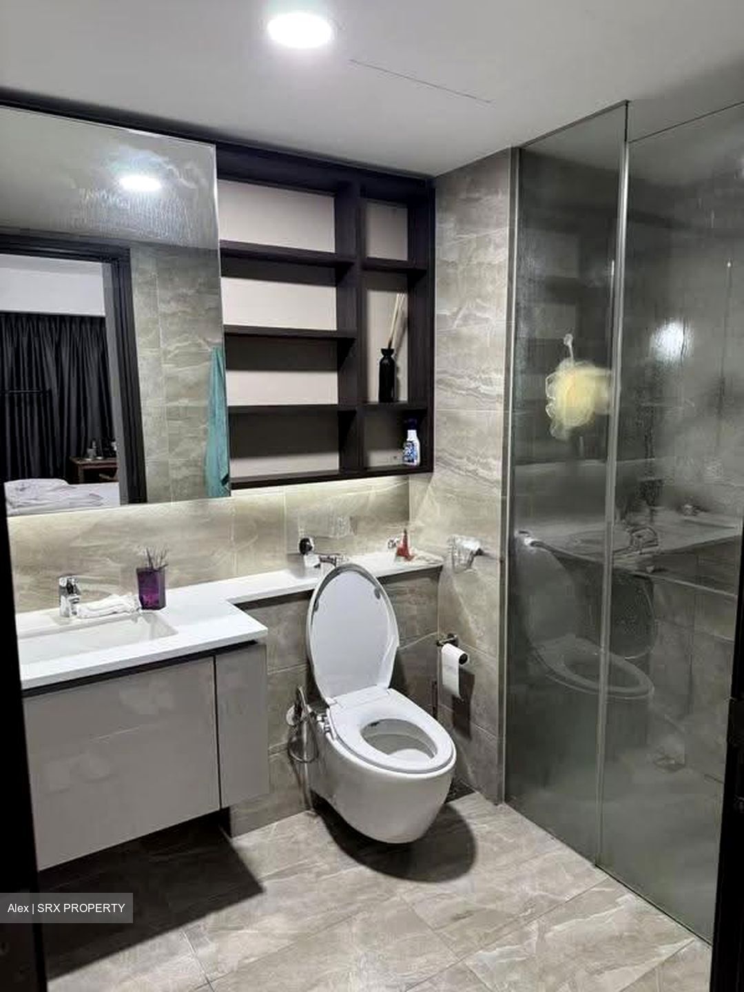 Lake Grande (D22), Condominium #637490871